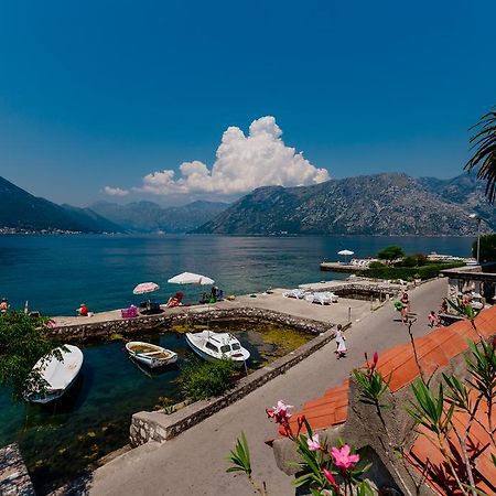 Celine'S Place By The Sea Kotor Luaran gambar
