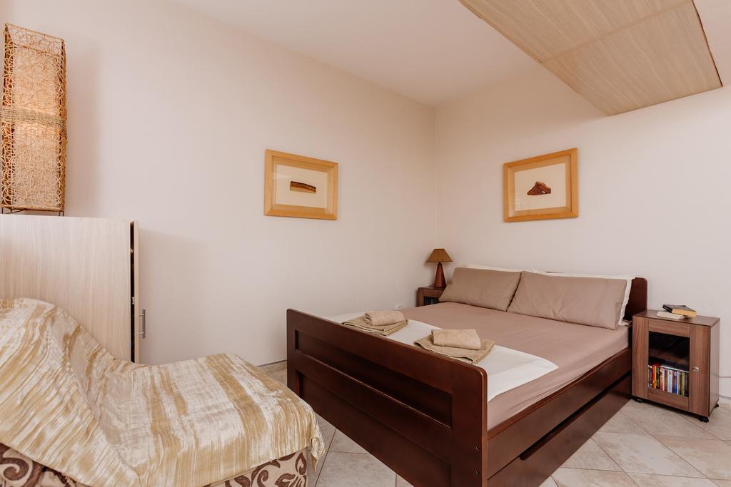 Celine'S Place By The Sea Kotor Luaran gambar
