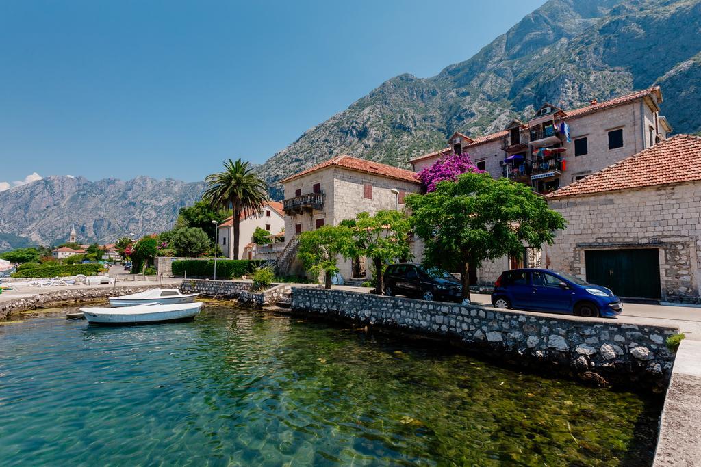 Celine'S Place By The Sea Kotor Luaran gambar